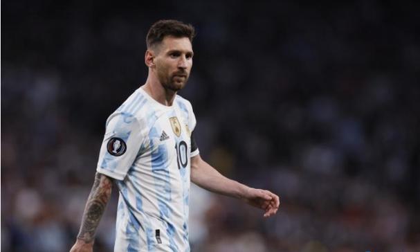 1979年王海容去看望李敏，孔东梅喊阿姨，李敏纠正：应该叫姐姐